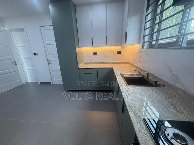 3bdrm House in Volta Estate, Oyarifa Mall Area for sale · Photo 3