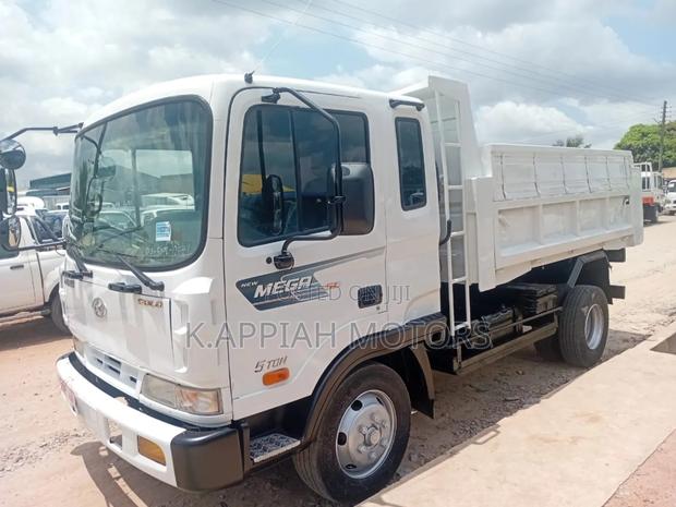 Tipper Truck · Photo 3