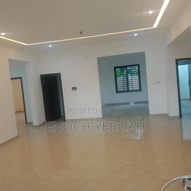 3bdrm House in Kwesbo Properties, Lake Side Estate for sale · Photo 1