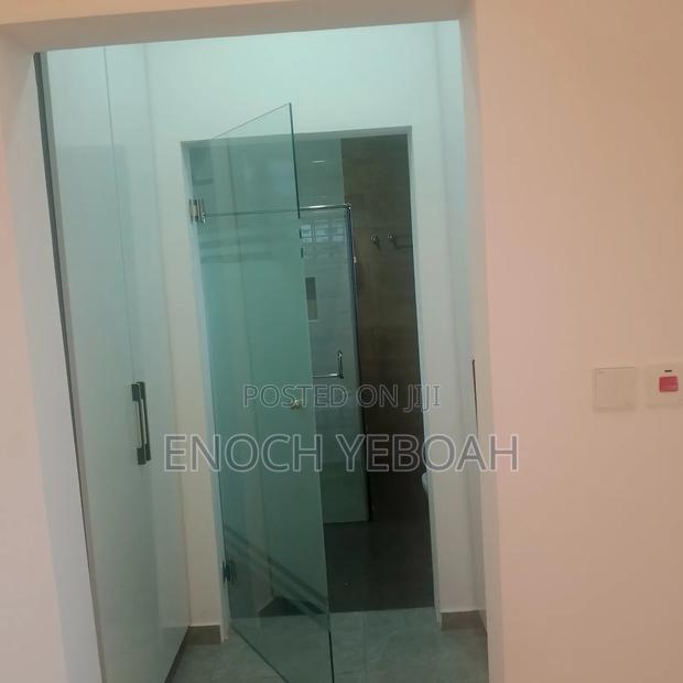 3bdrm House in Kwesbo Properties, Lake Side Estate for sale · Photo 2