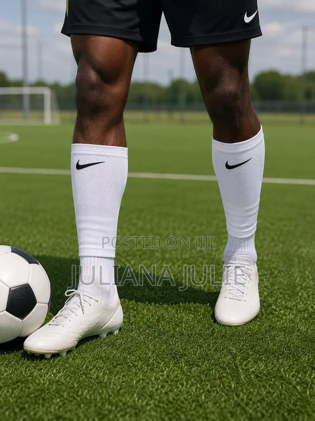 Original Shin Guard Holder Available at Cool Price · Photo 1
