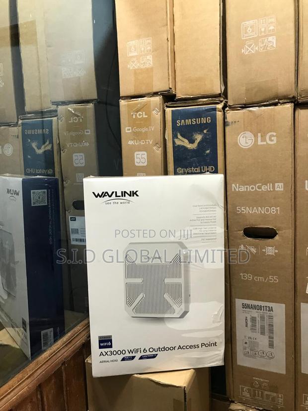 Wavlink Can Be Easily Installed On A Wall Or A Pole With Mounting Kits · Photo 1