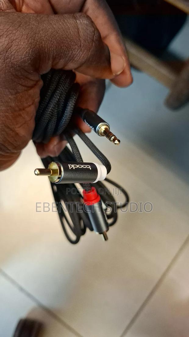 3.5mm Stereo Jack to Dual Rca Cable · Photo 3