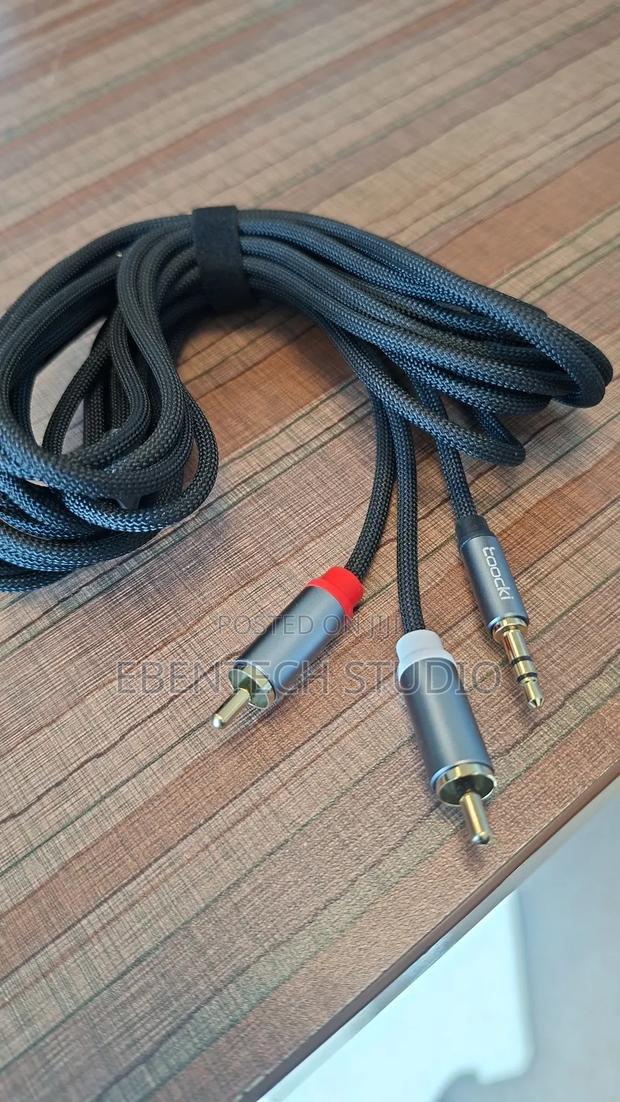 3.5mm Stereo Jack to Dual Rca Cable · Photo 6