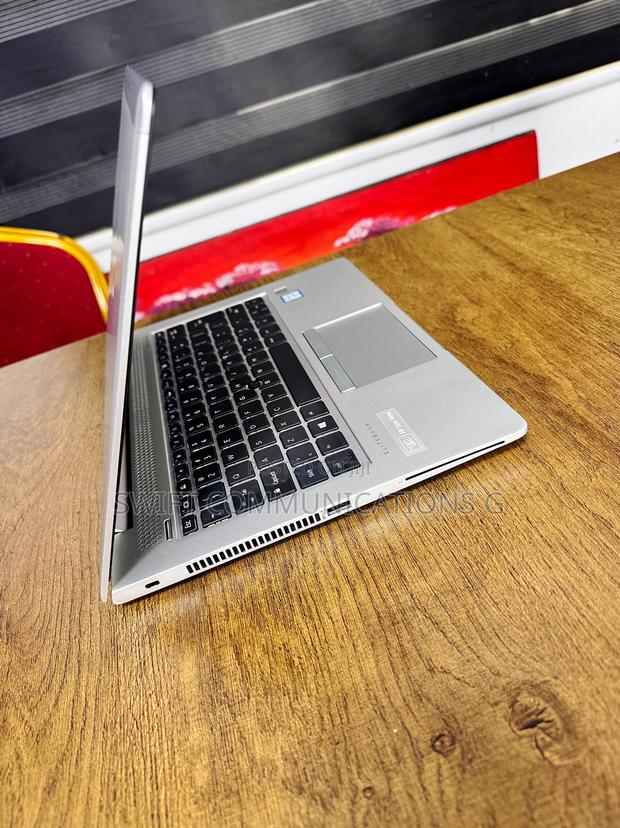 Laptop HP EliteBook 830 G5 8GB Intel Core I5 SSD 256GB · Photo 4