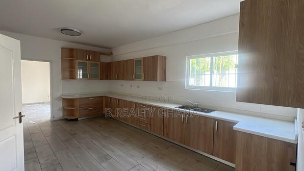 4bdrm House in Coco Palms, Cantonments for rent · Photo 6