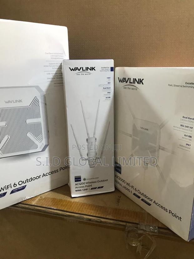 Ac1200 Dua-lband Extender Stride With Speeds Reaching Upto 1200mbps · Photo 1
