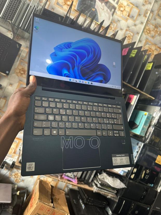 Laptop Lenovo IdeaPad S530 8GB Intel Core I7 SSD 256GB · Photo 1