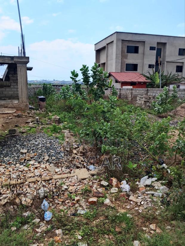 Half Plot for Sale Close to Mf Estate Lashibi · Photo 3