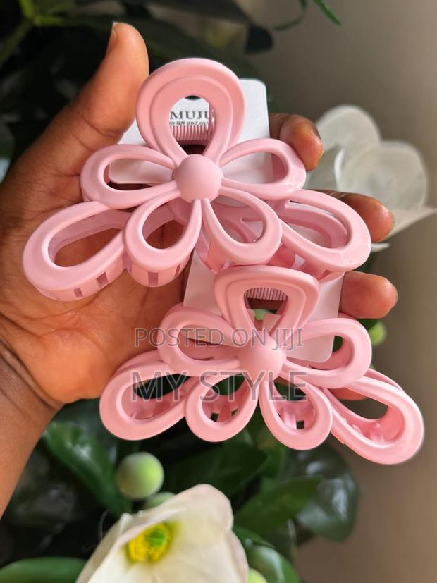 Hair Clip for Hair Styling · Photo 1