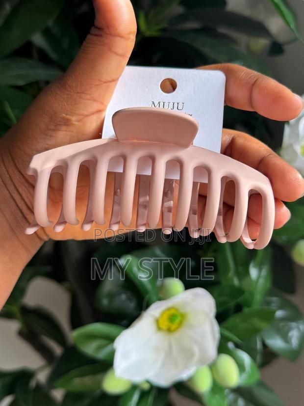 Hair Clip for Hair Styling · Photo 2