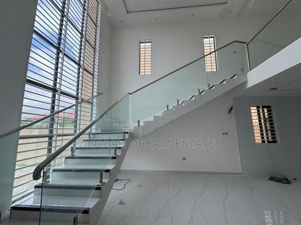 4bdrm House in Ashomang Estate for sale · Photo 8