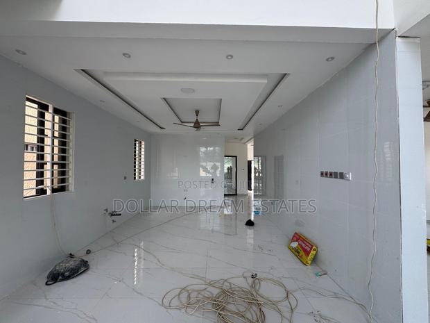4bdrm House in Ashomang Estate for sale · Photo 6