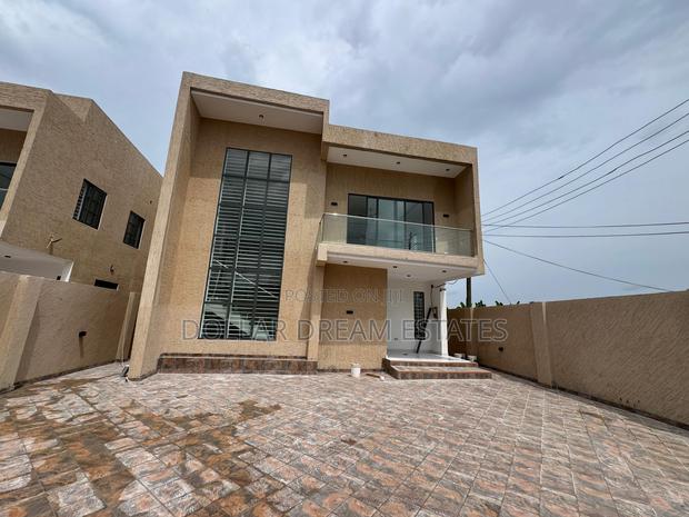 4bdrm House in Ashomang Estate for sale · Photo 1