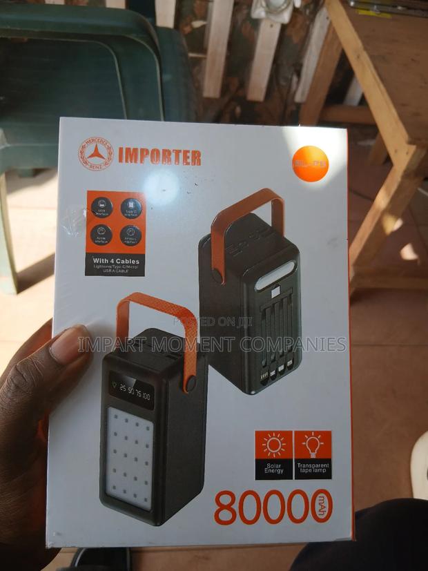 80000 Importer Power Bank · Photo 1