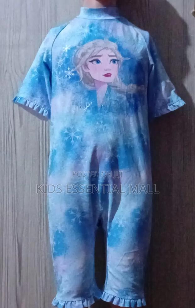 Girls Character Swimmer for Kids · Photo 1