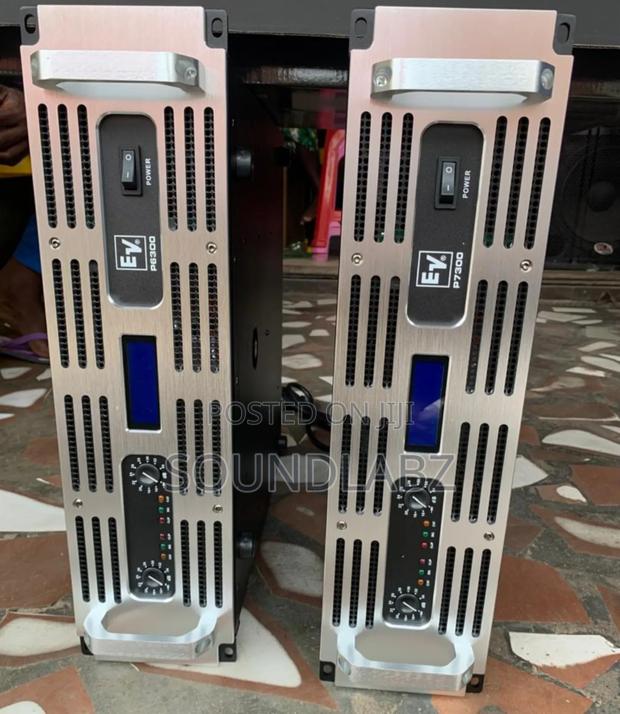 Electro-Voice (Ev) Bass Amplifier and Mid Amplifier · Photo 1