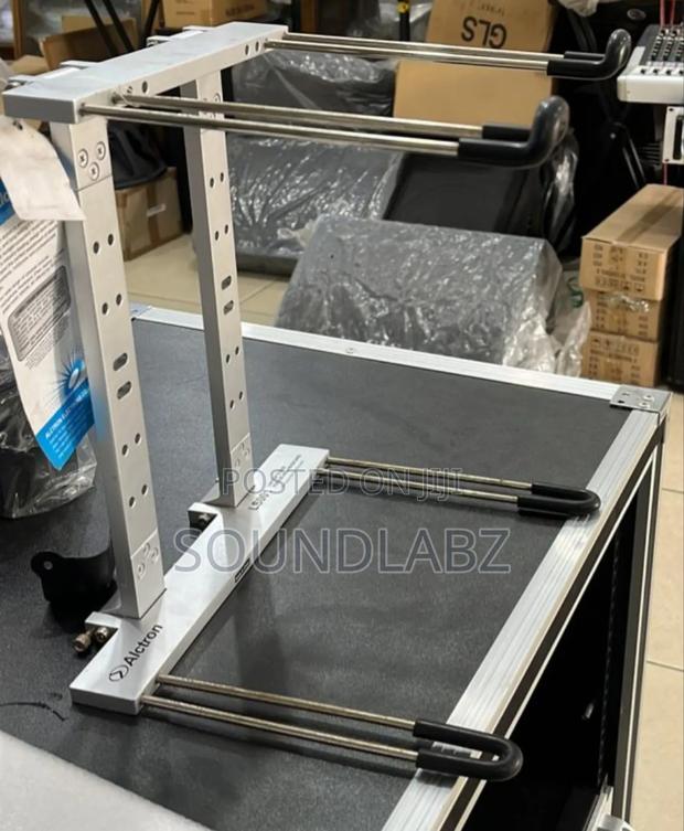 Alctron Laptop Stand · Photo 1