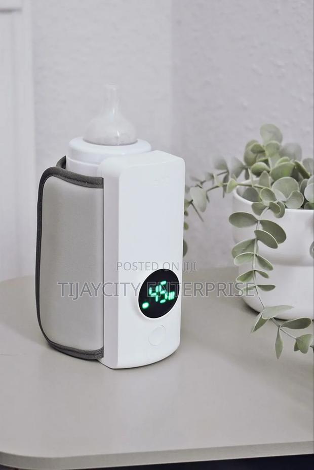 Portable Baby Bottle Warmer · Photo 1