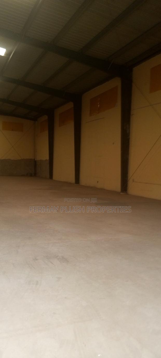 2000 Square Meters Warehouse for Rent in Spintex · Photo 4