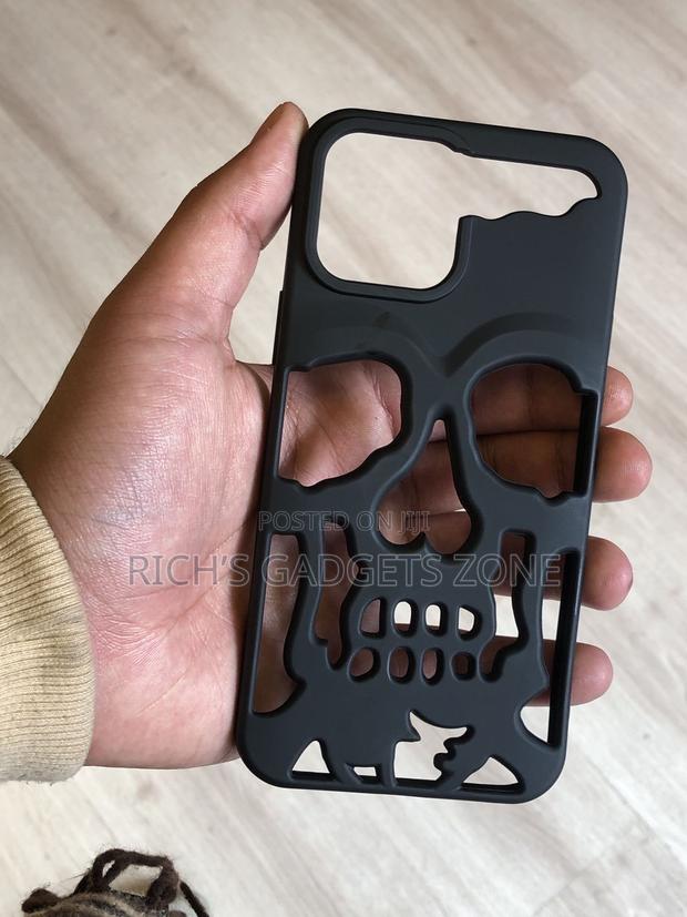 Design Phone Cases · Photo 2