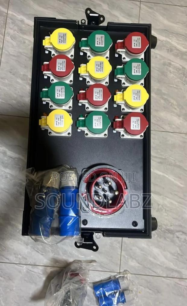 Power Rack Distributor/ Distribution Box · Photo 1