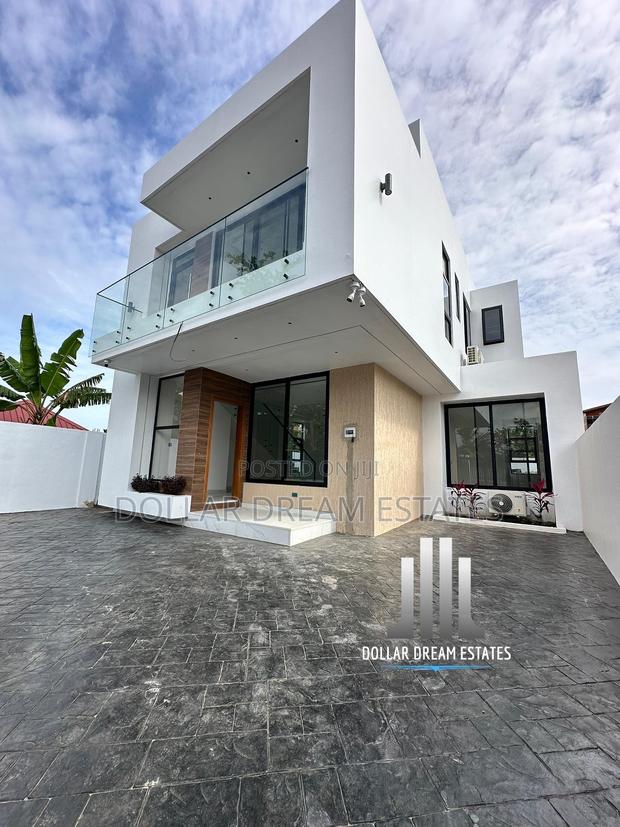 4bdrm House in Adenta for sale · Photo 2