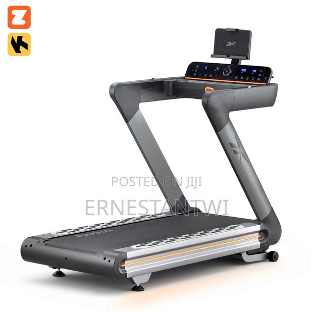 Reebok Z-Tech Dc Treadmill With Connected Fitness · Photo 5