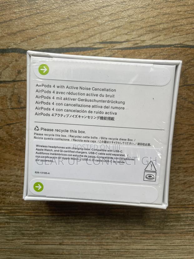 iPhone Airpod 4 · Photo 3