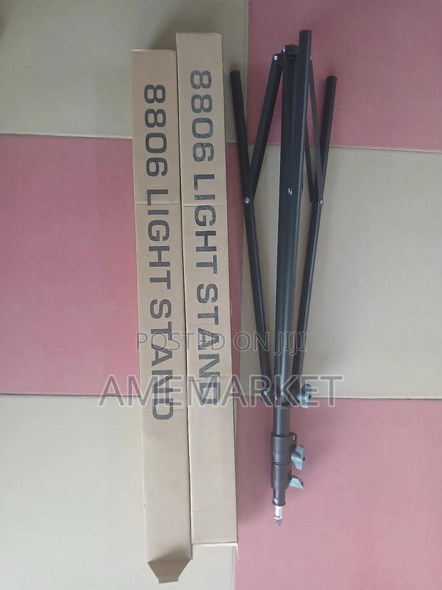 Professional 8806 Adjustable Heavy Light Softbox Tripod Stand Camera · Photo 1