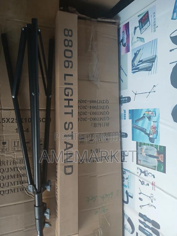 Professional 8806 Adjustable Heavy Light Softbox Tripod Stand Camera · Photo 2