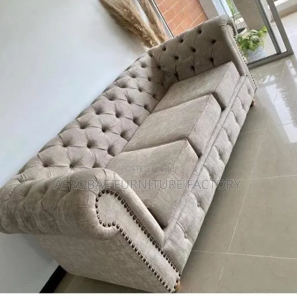 Fabric Chester Field- Quality Design Sofa Chair · Photo 1