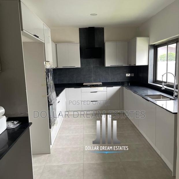 4bdrm House in North Legon for sale · Photo 8