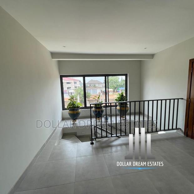 4bdrm House in North Legon for sale · Photo 5