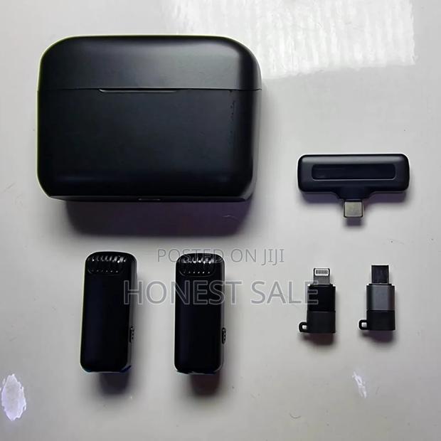 J13 Double Clip-on Lapel Microphone · Photo 2