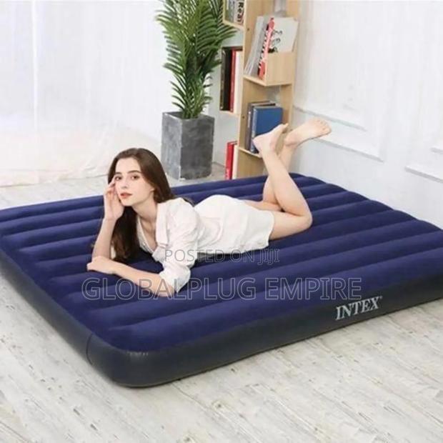 Quality Double Inflatable Bed · Photo 4