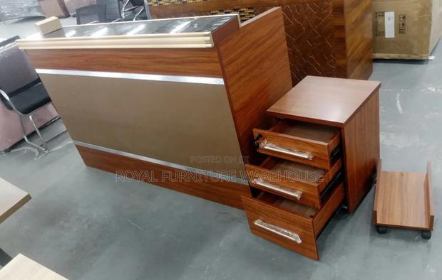 Heavy Wood Reception Front Desk · Photo 1