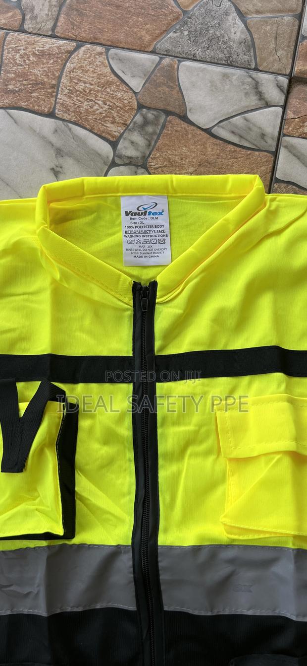 Reflective Vest · Photo 2
