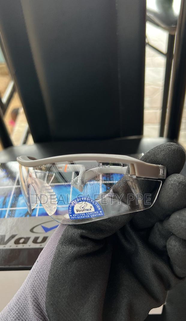 Vaultex Safety Glasses / Protective Eyewear · Photo 4