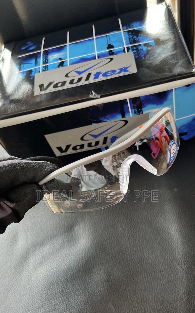 Vaultex Safety Glasses / Protective Eyewear · Photo 2