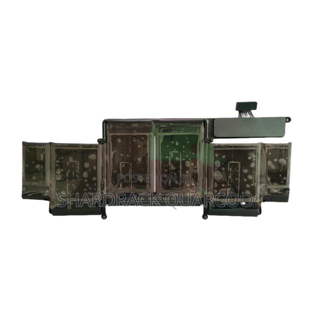 A1502 Battery Replacement Battery A1582 for Macbook Pro · Photo 1