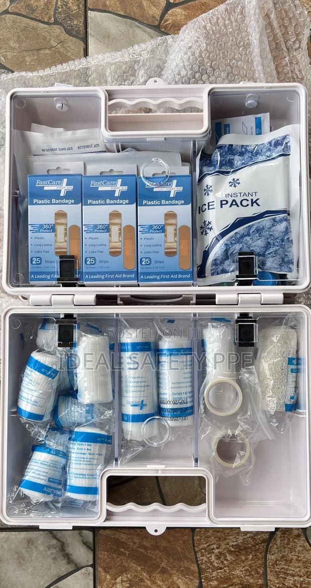 Fastcare First Aid Kit – Model Gkb301 (European Standard) · Photo 2