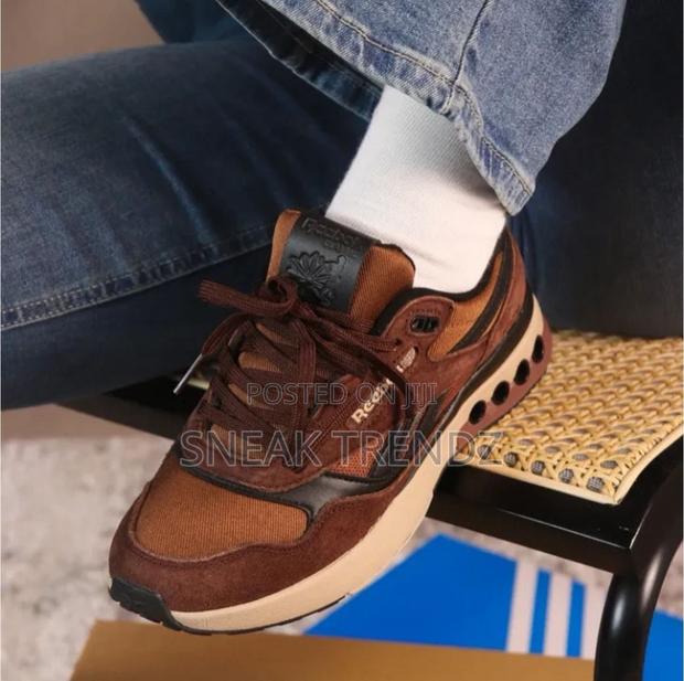 Reebok Ers Trainers Coffee Brown · Photo 2