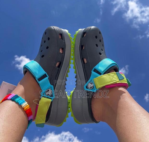Original Crocs M Colors · Photo 2
