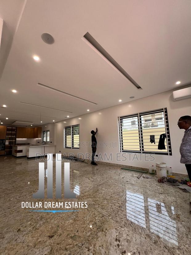 5bdrm House in East Legon for sale · Photo 6