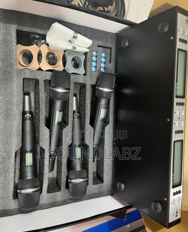 Sennheiser 4in1 Wireless Professional Microphone · Photo 1