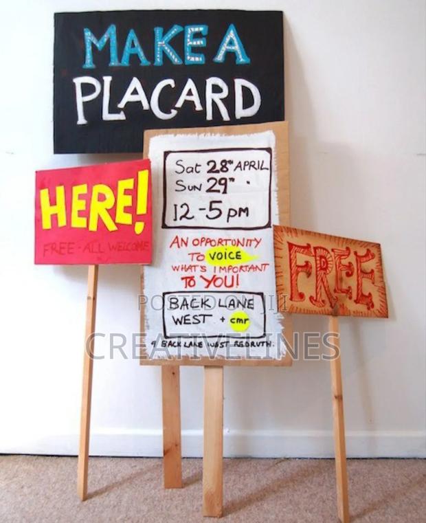 Wooden Placards · Photo 1