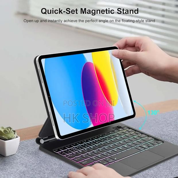Black Magic Keyboard for Apple iPad 11th Generation A16 2025 · Photo 2