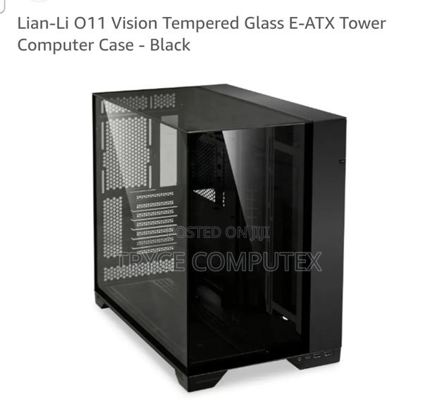 Lian-Li O11 Vision Compact Tempered Glass E-Atx Tower Computer Case · Photo 1