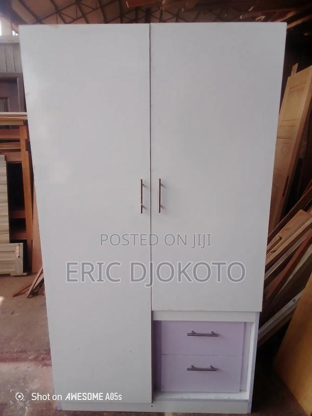 2in1 Laminate With Two Drawers · Photo 1